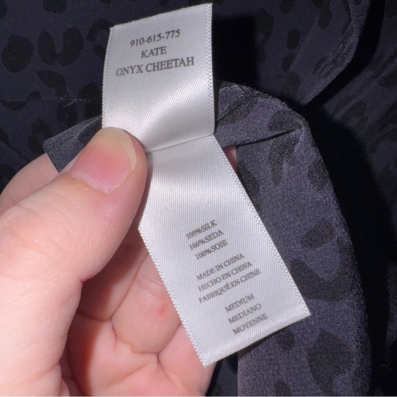 Rails Onyx Cheetah Silk Kate Shirt - Picture 12 of 12